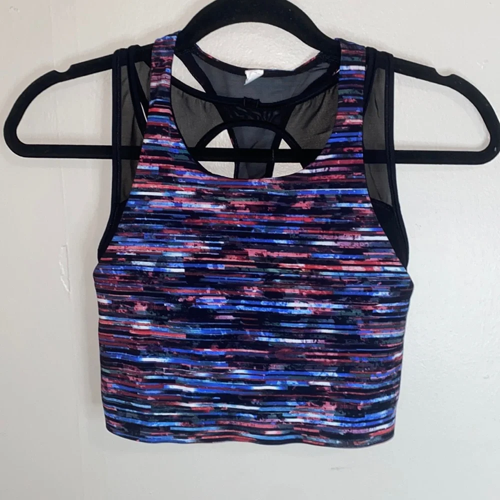 🪿Adorable Lululemon sports bra/ top! - Picture 2 of 7